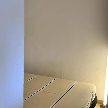 2 Pieces En Rez- De -jardin Apartment Saint-Raphael (Var)