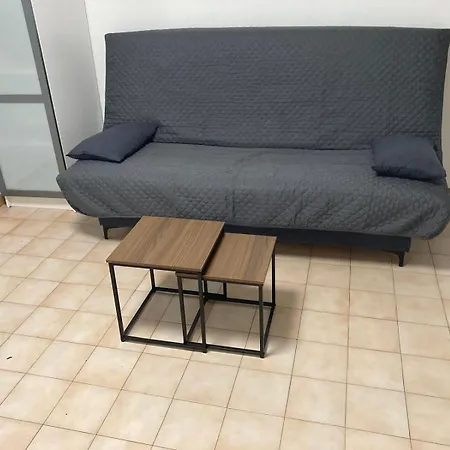 2 Pieces En Rez- De -jardin * Saint-Raphaël