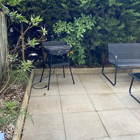 2 Pièces En Rez- De -jardin Appartement Saint-Raphaël